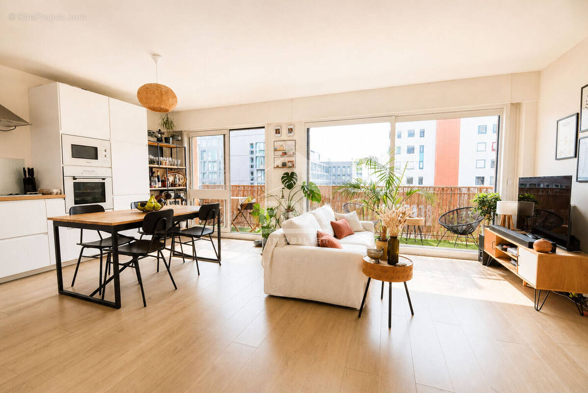 Appartement à ISSY-LES-MOULINEAUX