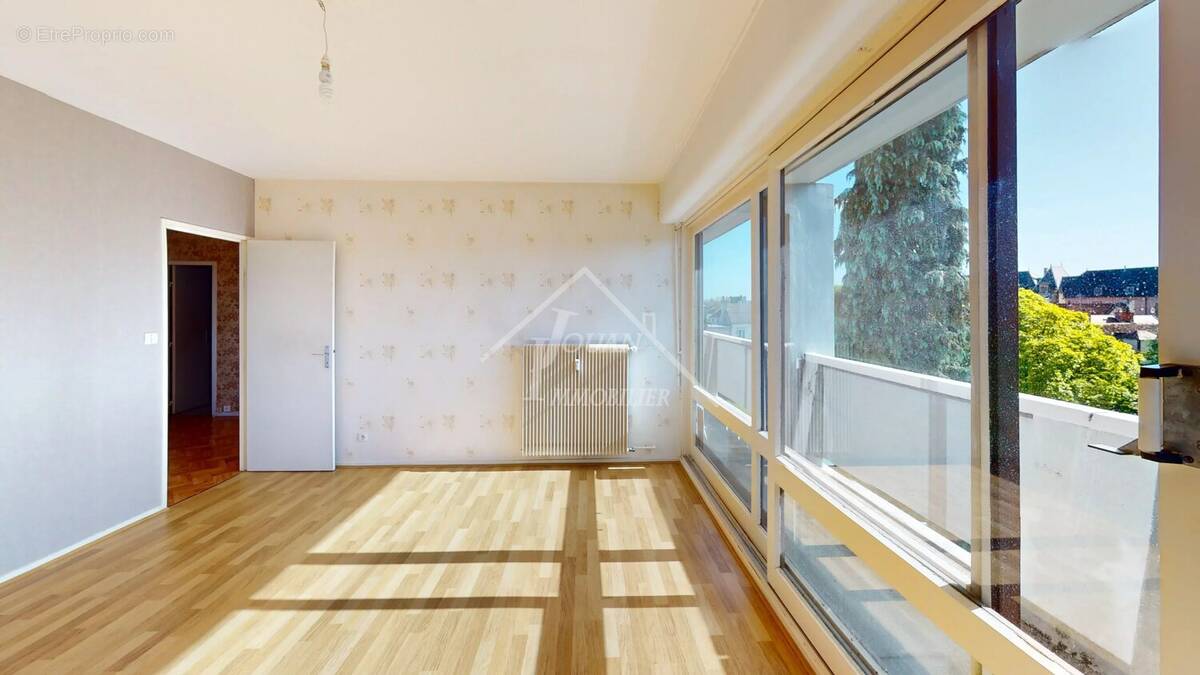 Appartement à MOULINS
