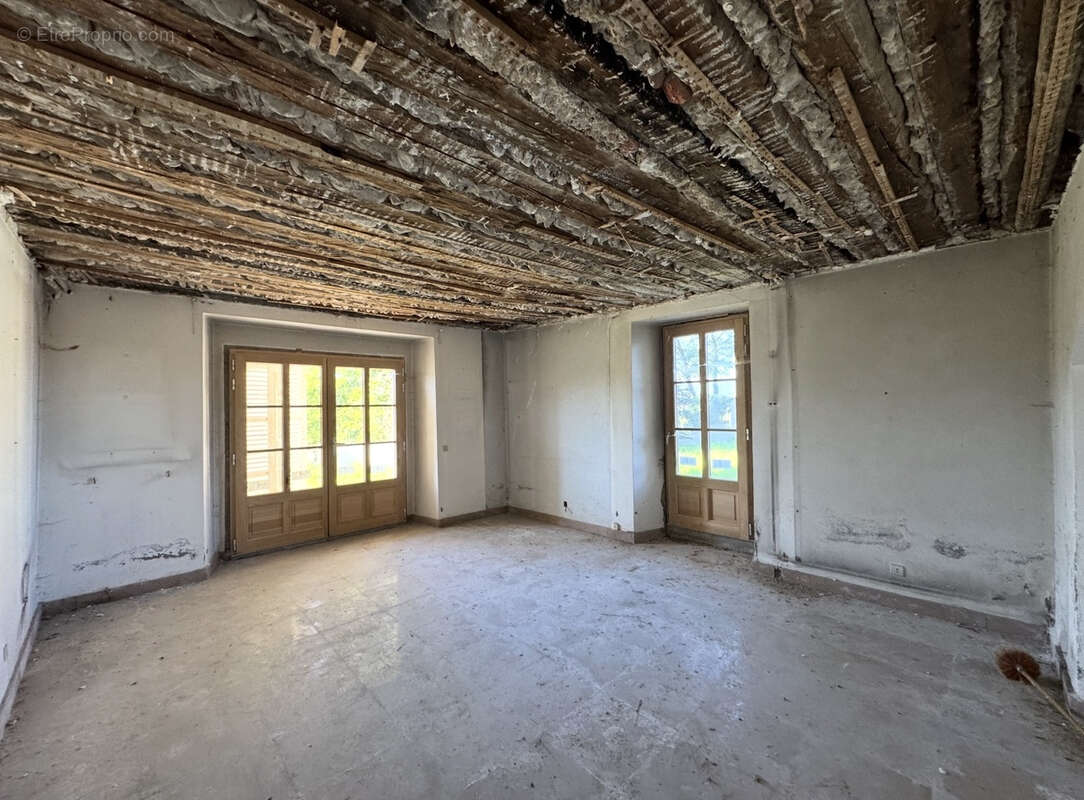 Maison à BONNE