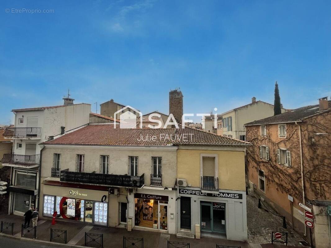 Photo 1 - Appartement à SAINT-RAPHAEL