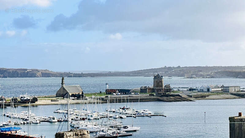 Maison à CAMARET-SUR-MER