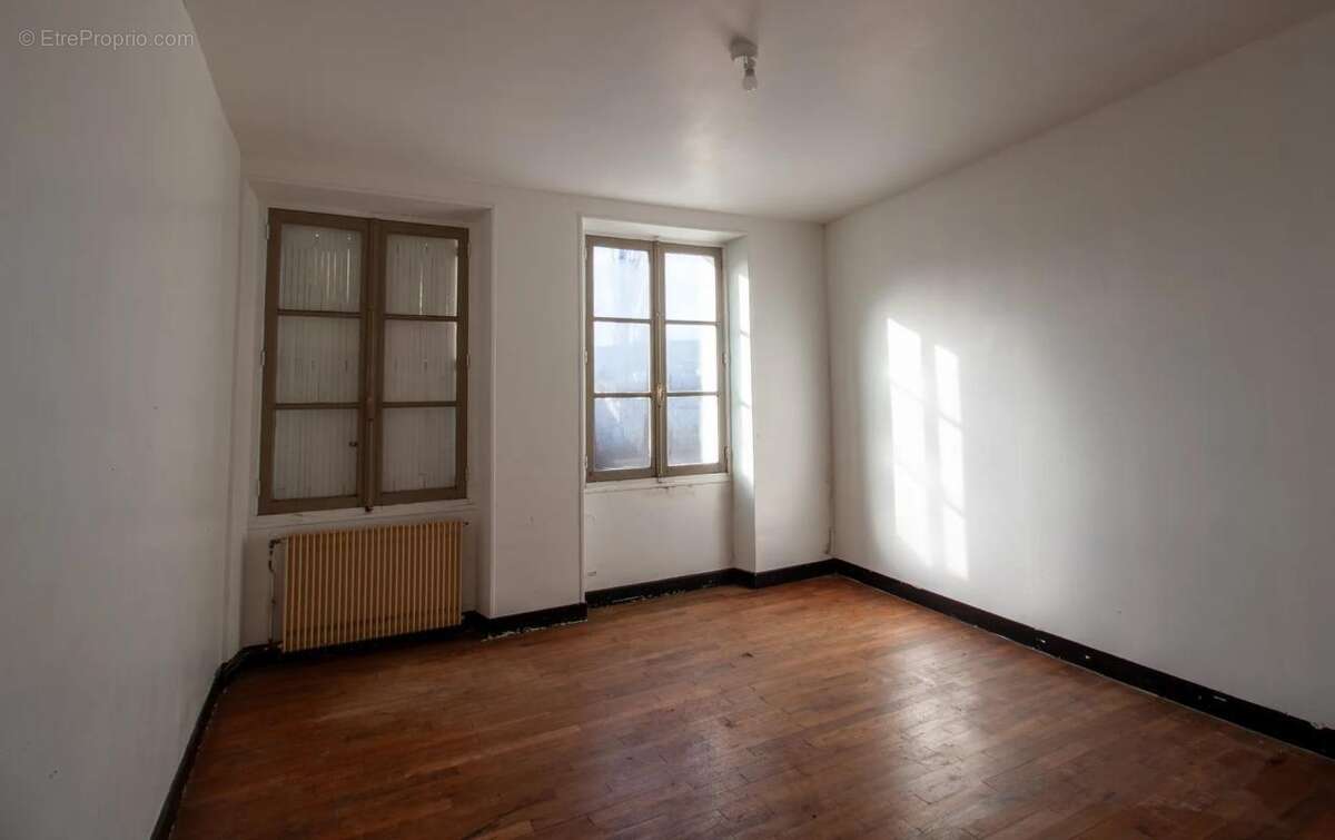 Appartement à AUBUSSON