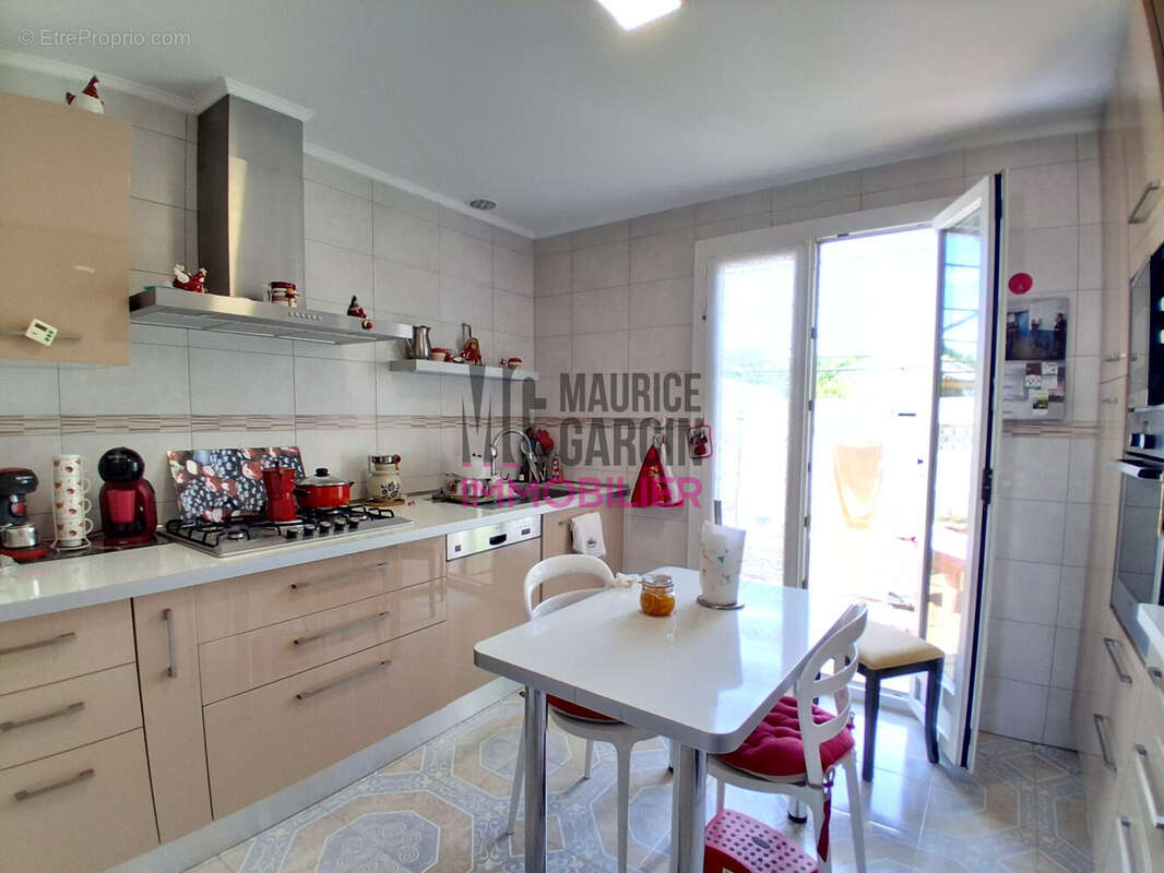 Maison 100 m² à L'isle-Sur-La-Sorgue  - photo 4
