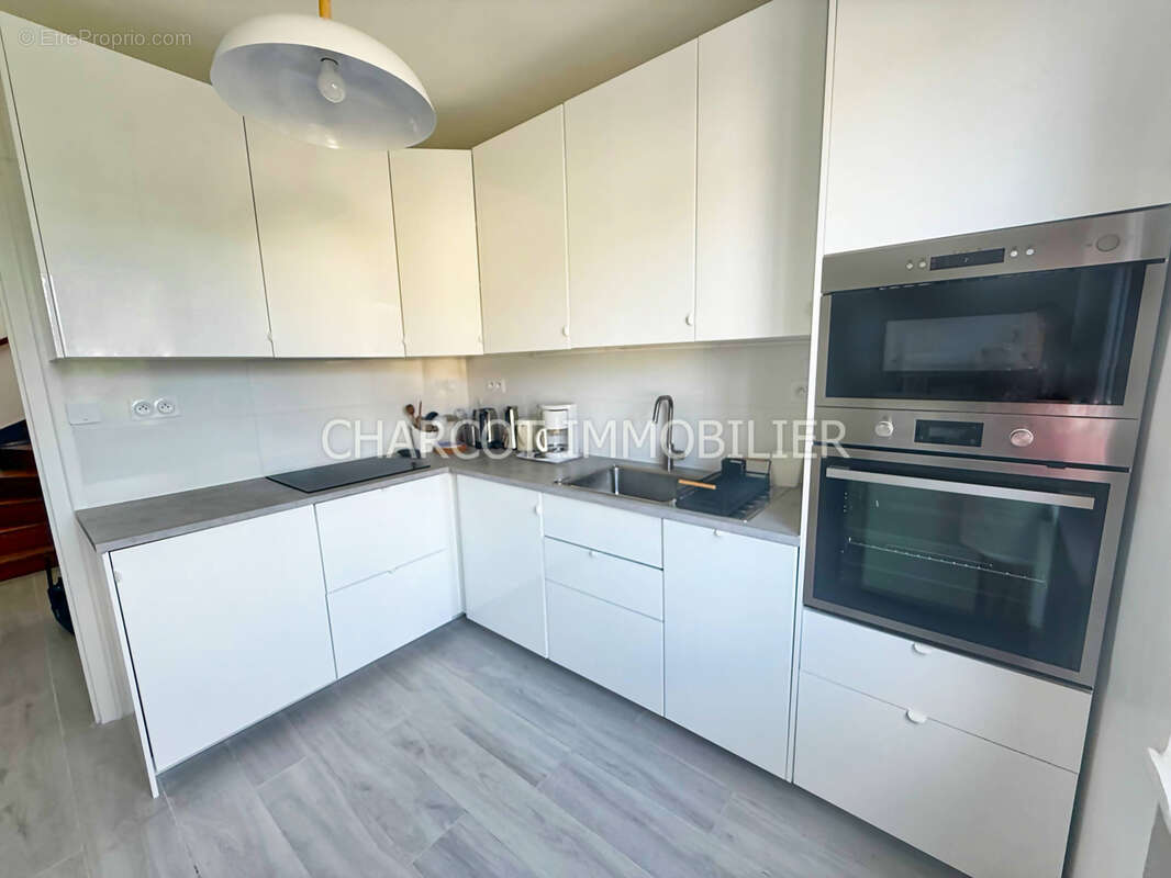 Maison à SAINTE-FOY-LES-LYON