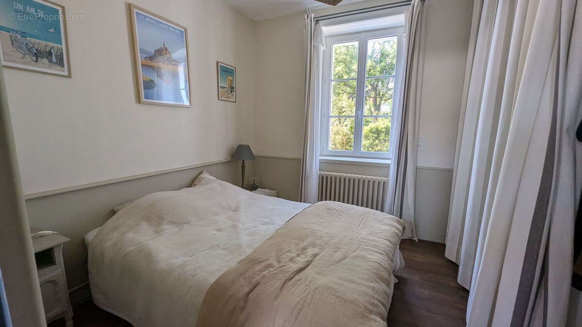 Maison rénovée en pierres 5 pièces - 105 m² - PLEINE FOUGERES (35610) - photo 7