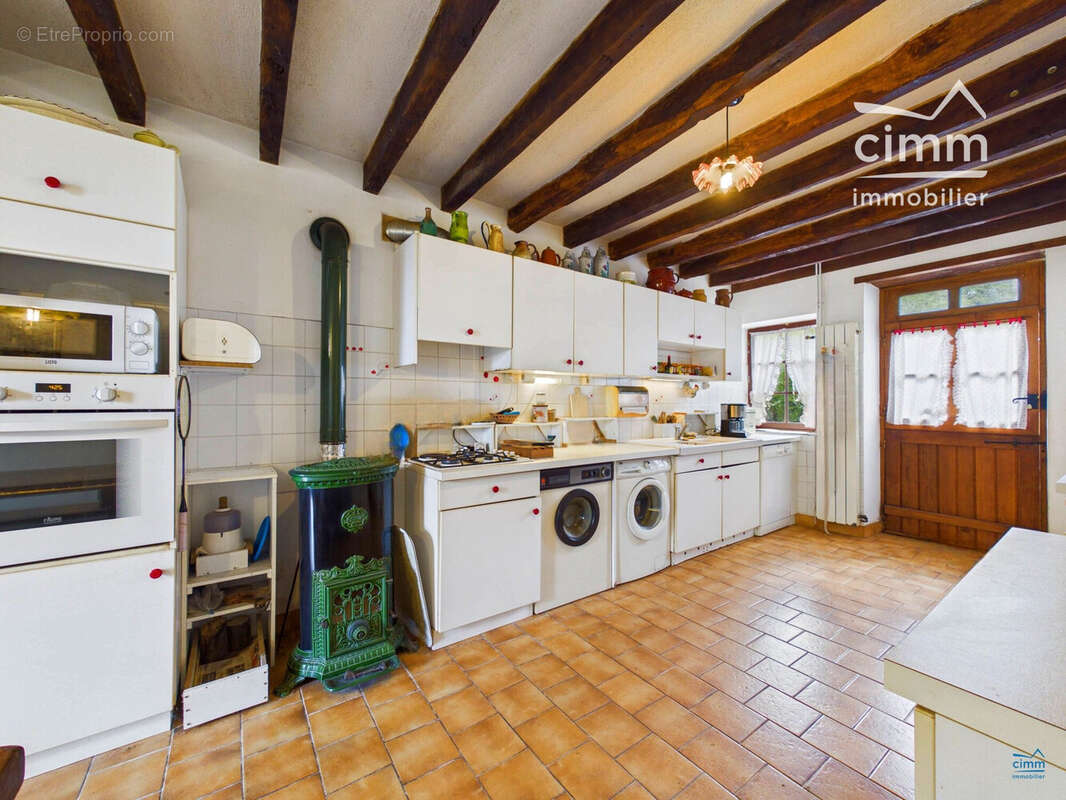 Maison 149 m² à Vernantes  - photo 7