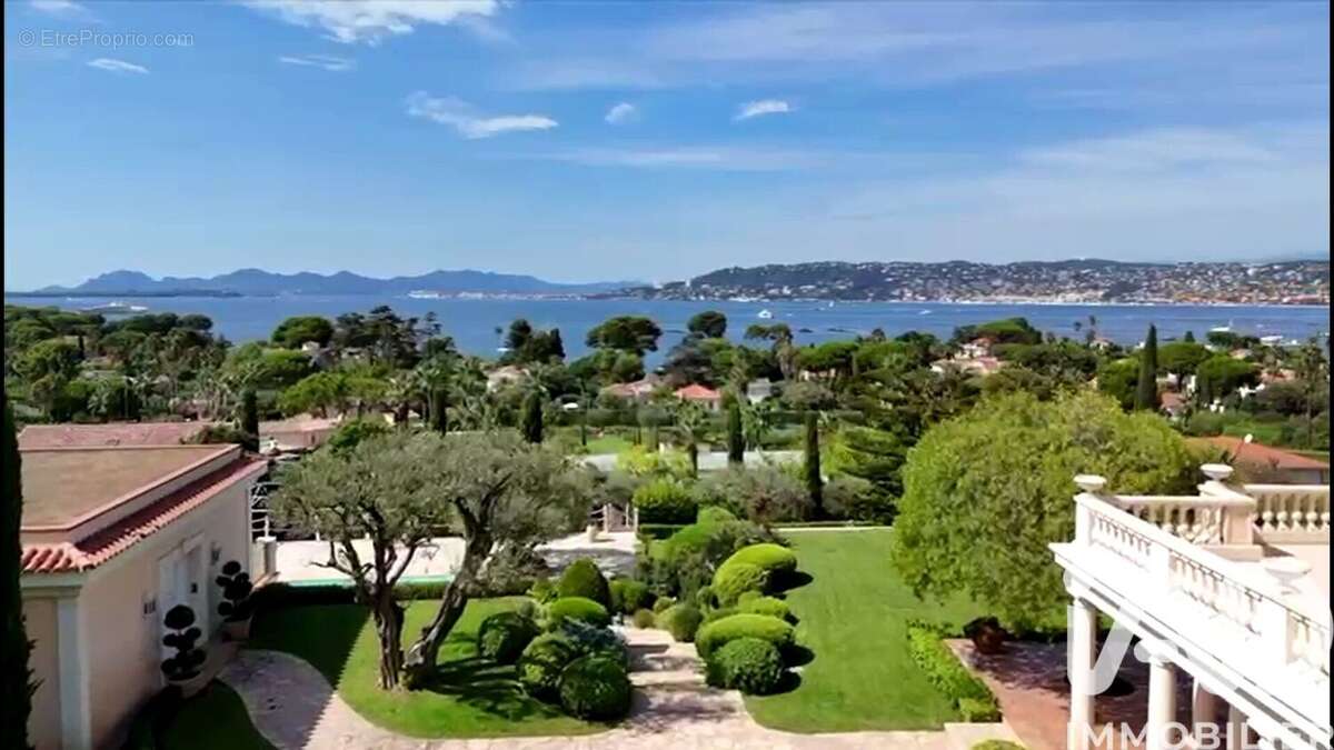 Photo 3 - Maison à ANTIBES