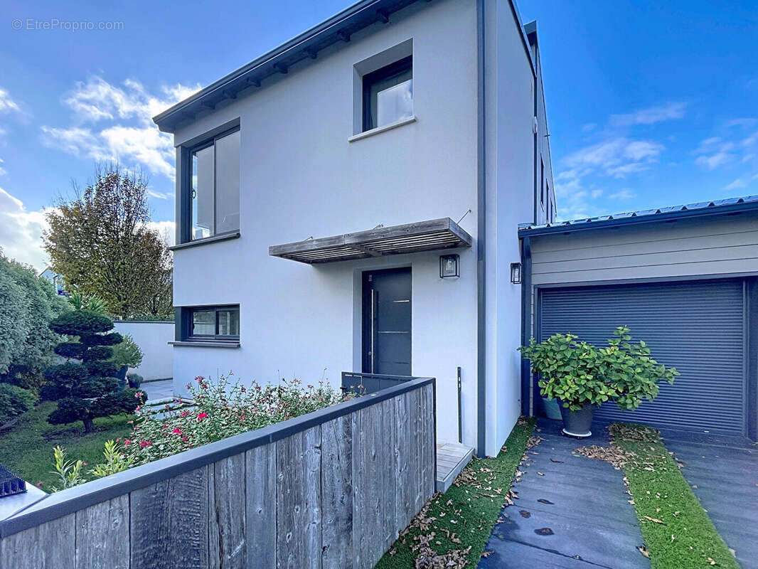 Maison à NIEUL-SUR-MER