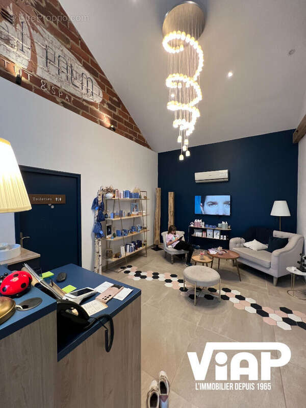 Commerce à LA GENEYTOUSE