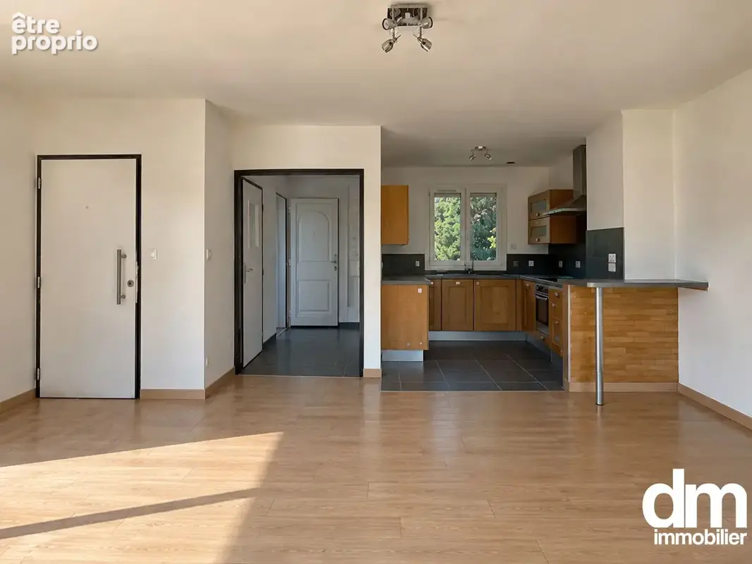 Appartement Martigues 4 pièce(s) 70.72 m2 avec balcon, garage et cave. - photo 6