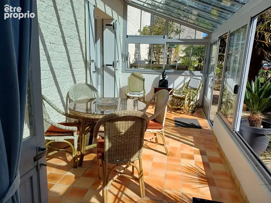 Maison 153 m² à Chenac-Saint-Seurin-D'uzet  - photo 3