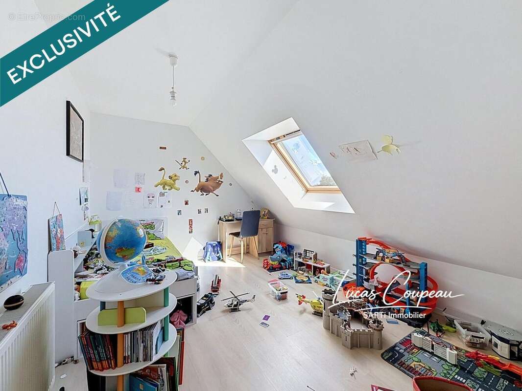 Maison 120 m² à Le Plessis-Mace  - photo 8