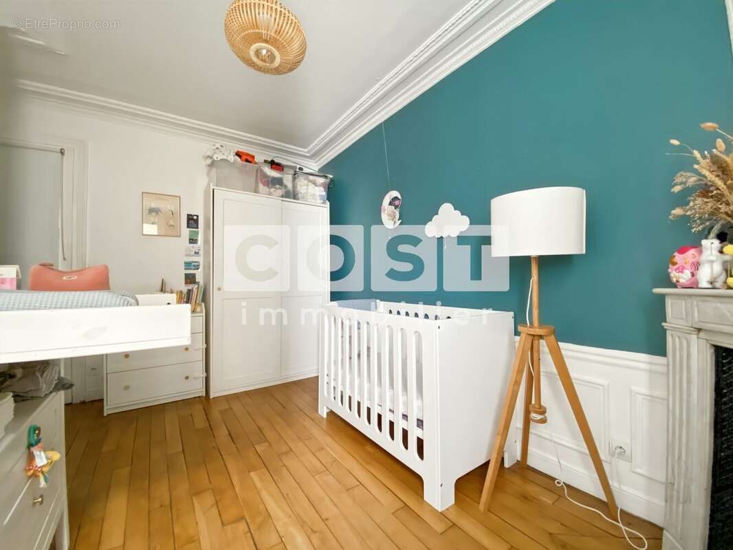 Appartement à ASNIERES-SUR-SEINE