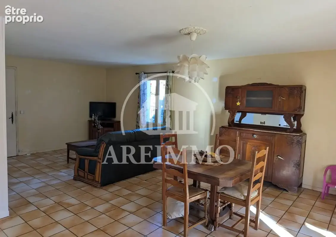 Maison 4 pièces 90 m² à vendre à Saint-Martin-De-Londres (34380) - photo 3