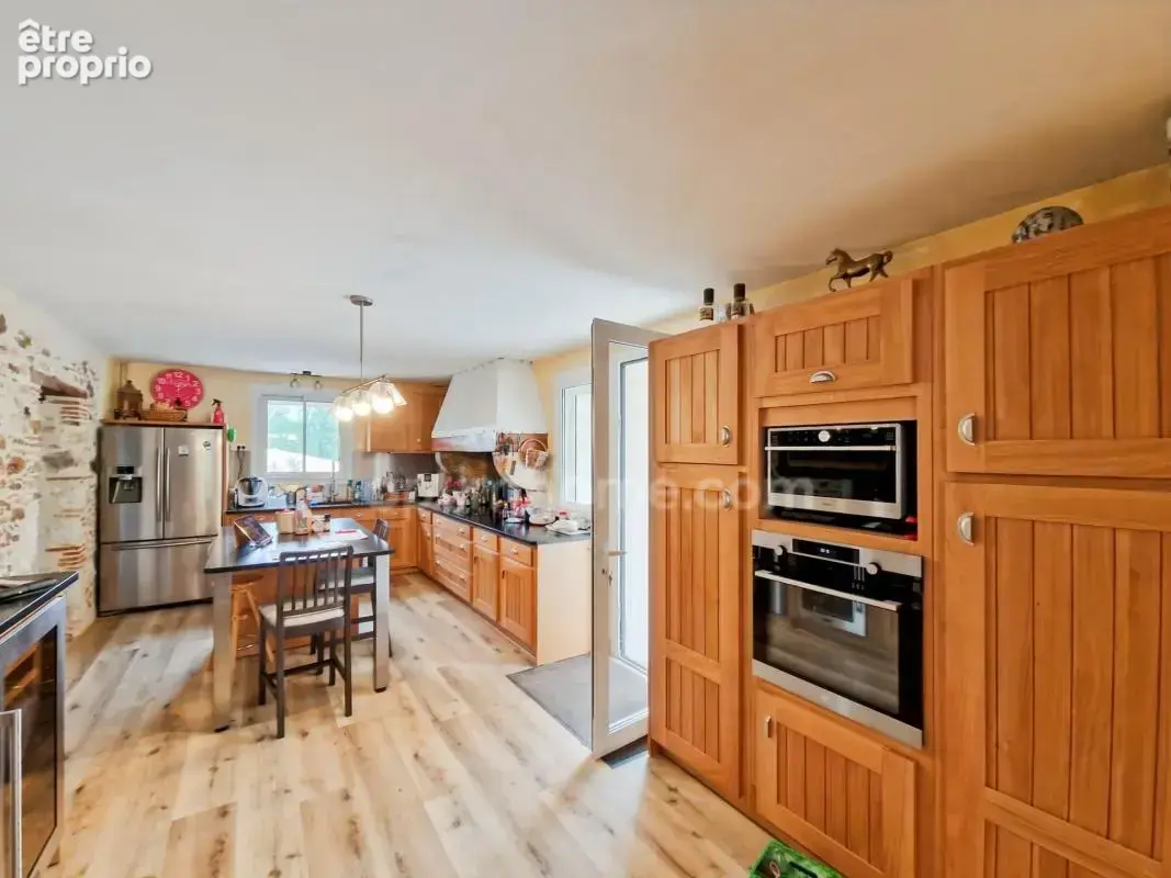 Maison de plus de 270M2 à vendre 9 pièces-5 chambres-piscine- HABAS (40) - photo 6