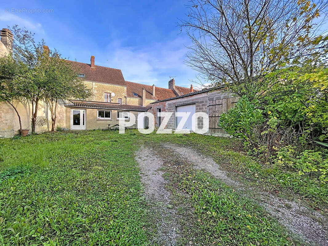 Maison à SILLY-EN-GOUFFERN