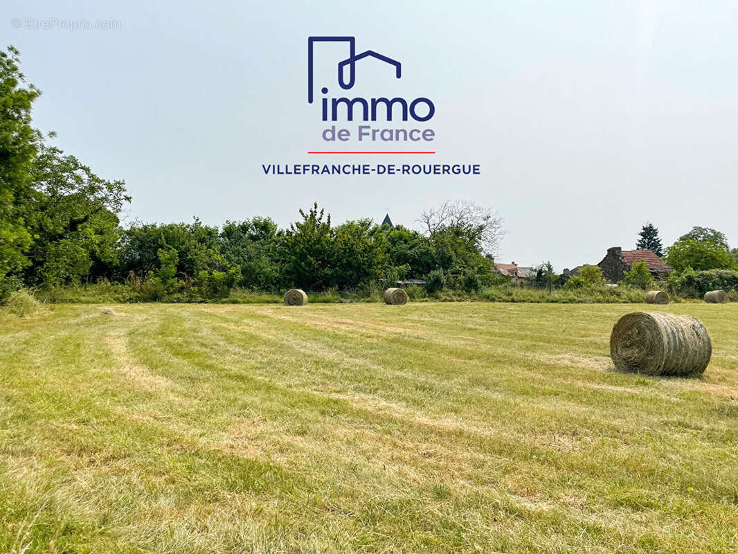 Terrain à VAILHOURLES