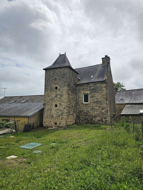 Maison à PEAULE