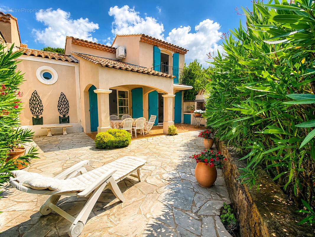 Maison à LA CROIX-VALMER