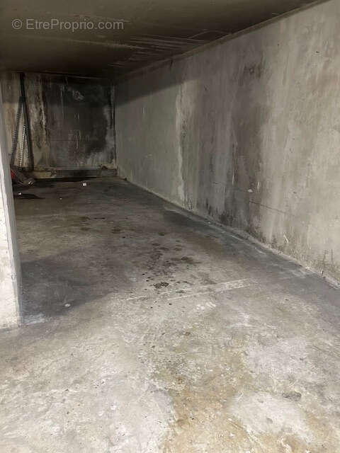 Parking à CAP-D&#039;AIL