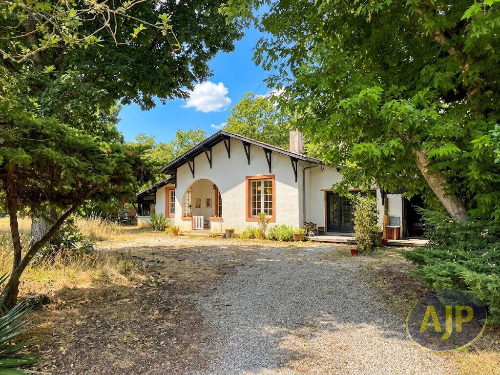Maison à LANTON