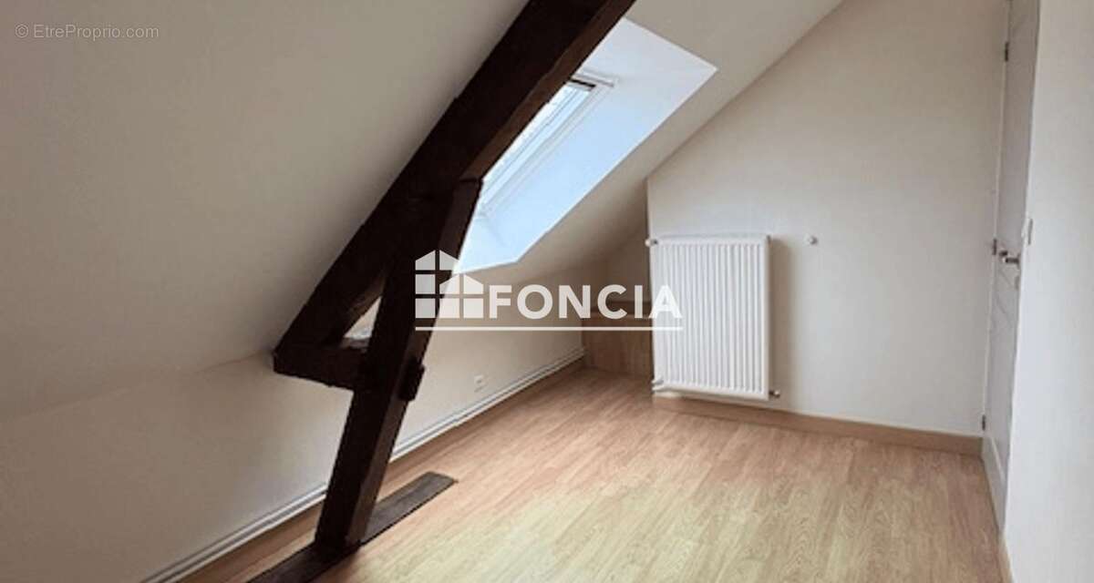 Appartement à CHARLEVILLE-MEZIERES