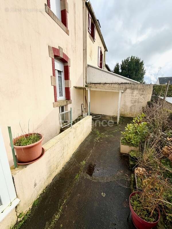 Appartement à CARHAIX-PLOUGUER