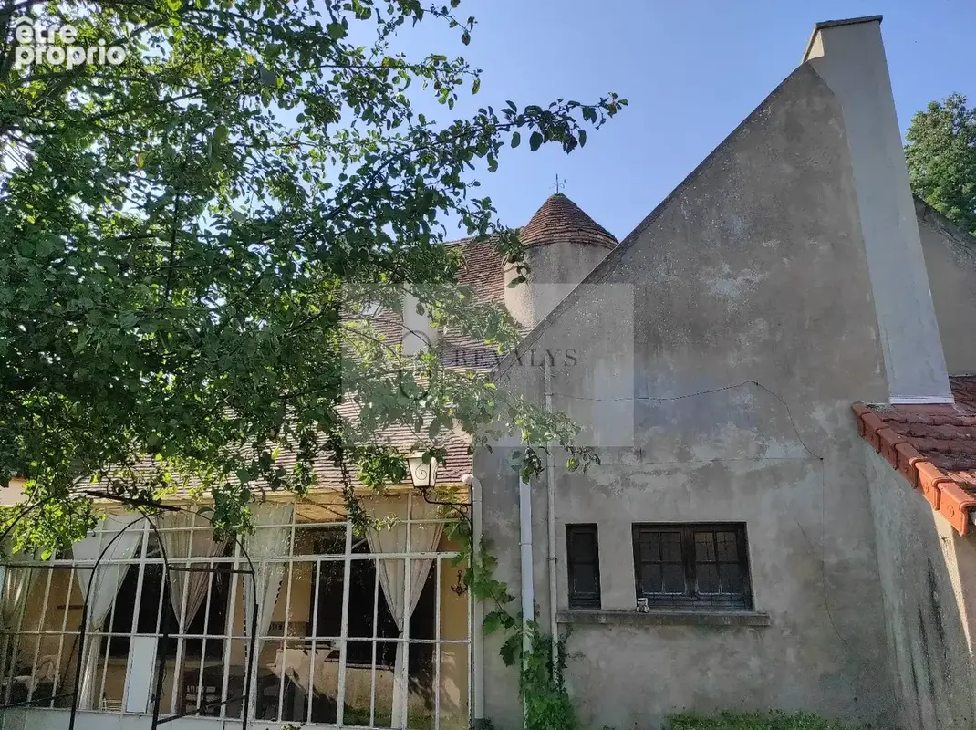 AUTUN 71400 Maison 166 m2 7 pièces 4 chambres Garage Cave Dépendances Jardin Terrain 1500 m2 - photo 4