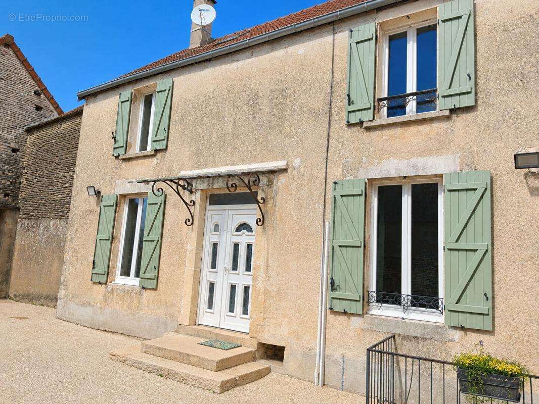 Maison à ETIVEY