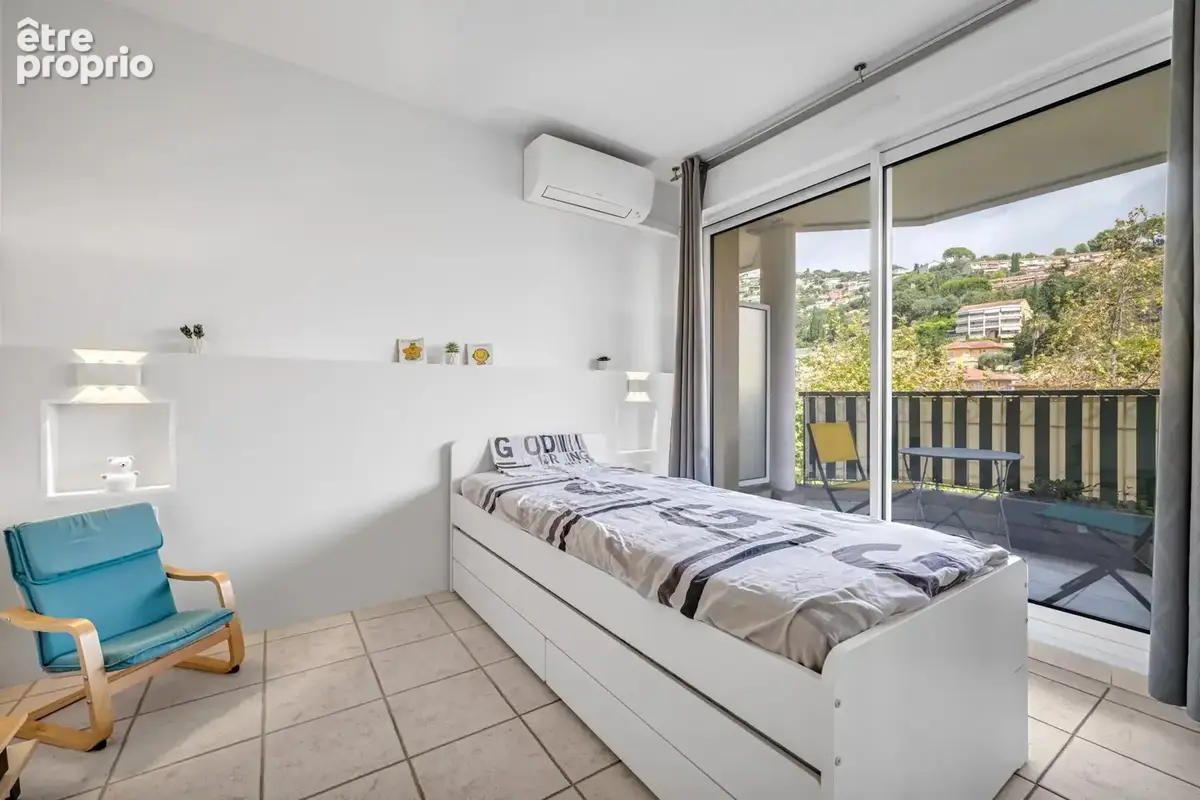MENTON - BORRIGO - Appartement 4 pièces avec très grande terrasse et garage - photo 9