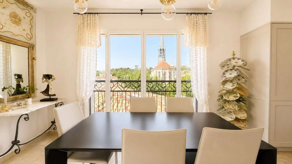 Magnifique T3 - Centre-ville Aix avec terrasse et garage - photo 4