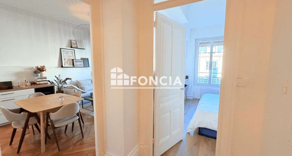 Appartement à LYON-7E