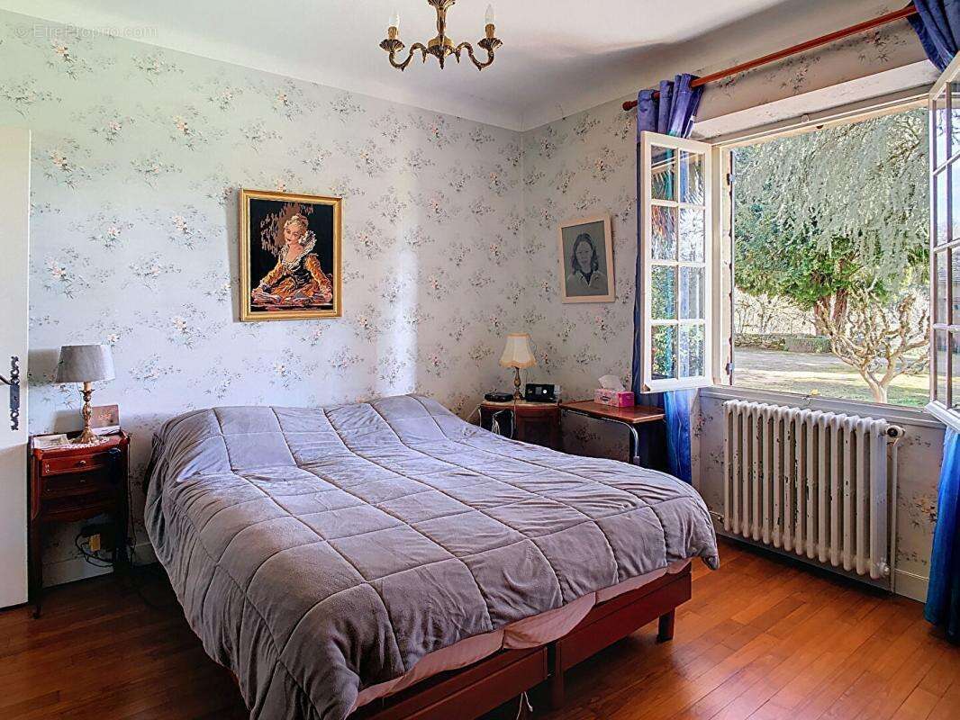 Maison à LA ROQUE-GAGEAC