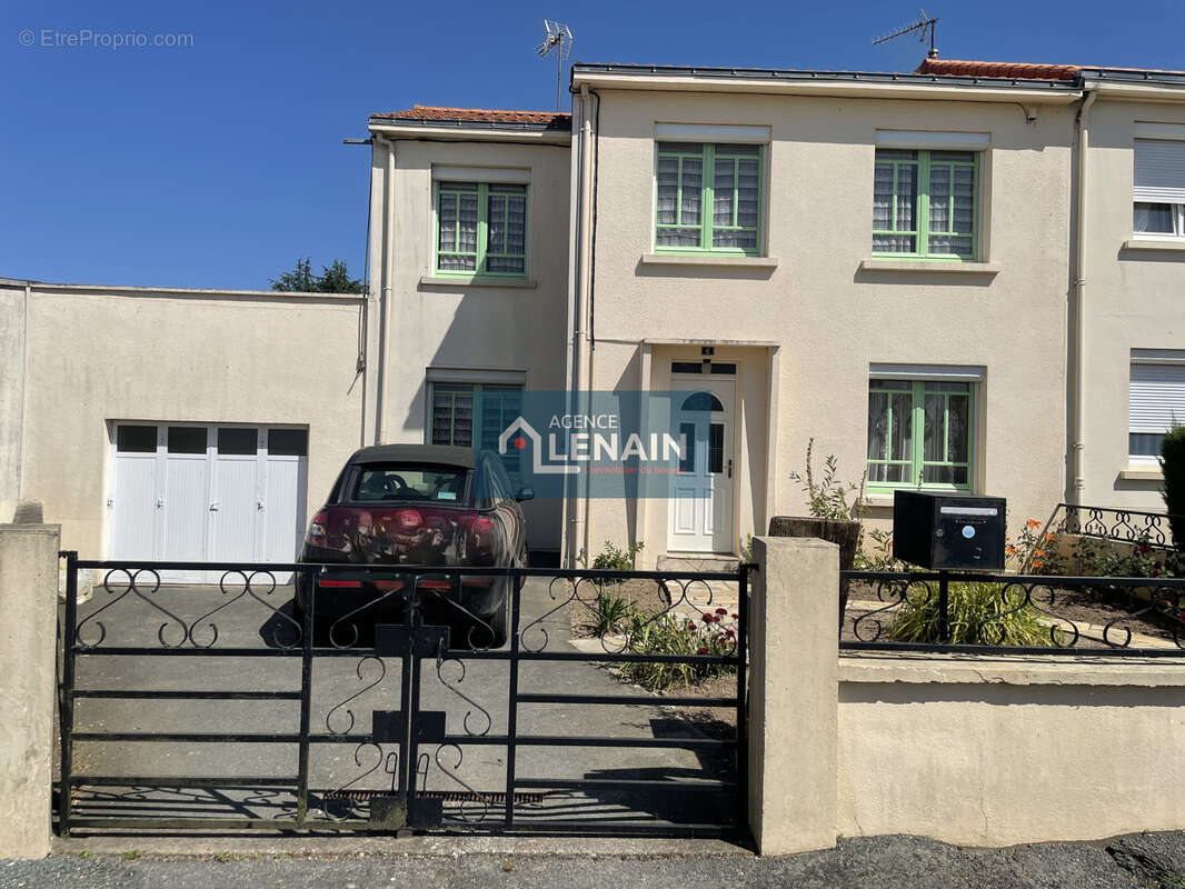 Maison à TREIZE-VENTS