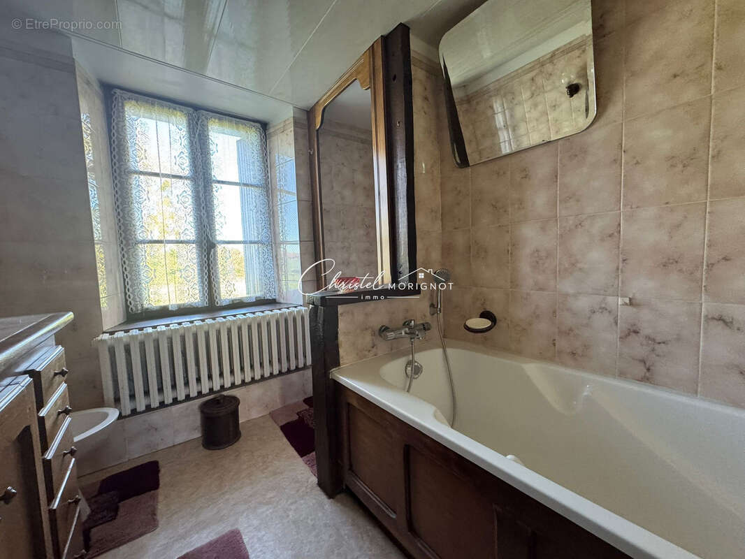 Maison de 140m2 + un atelier, dépendances et studio - photo 12