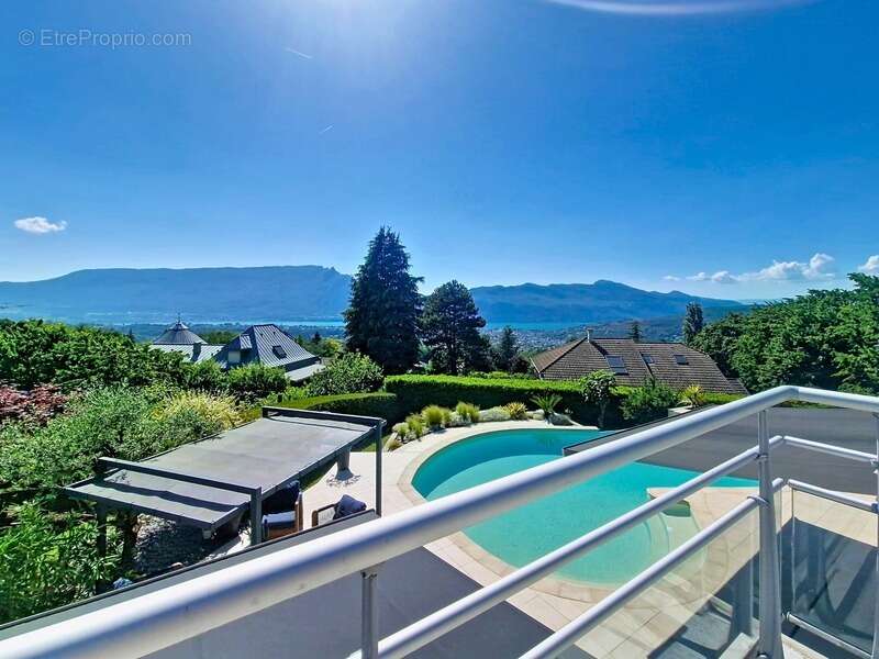 Villa d'exception avec vue lac, piscine et prestations haut de gamme - photo 15