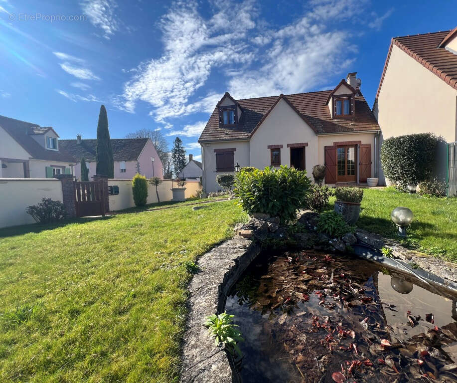 Maison à SENS