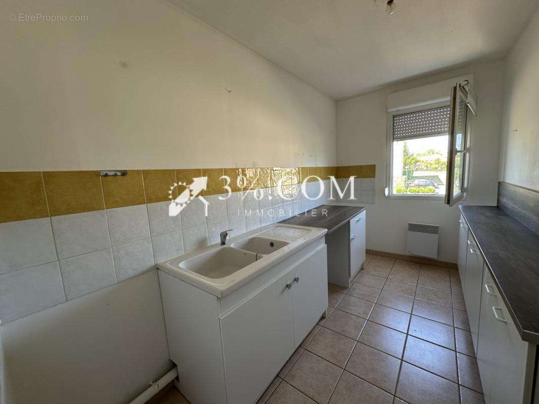 Appartement à SAINT-PRIVAT-DES-VIEUX