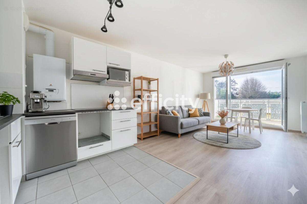 Appartement à PERSAN