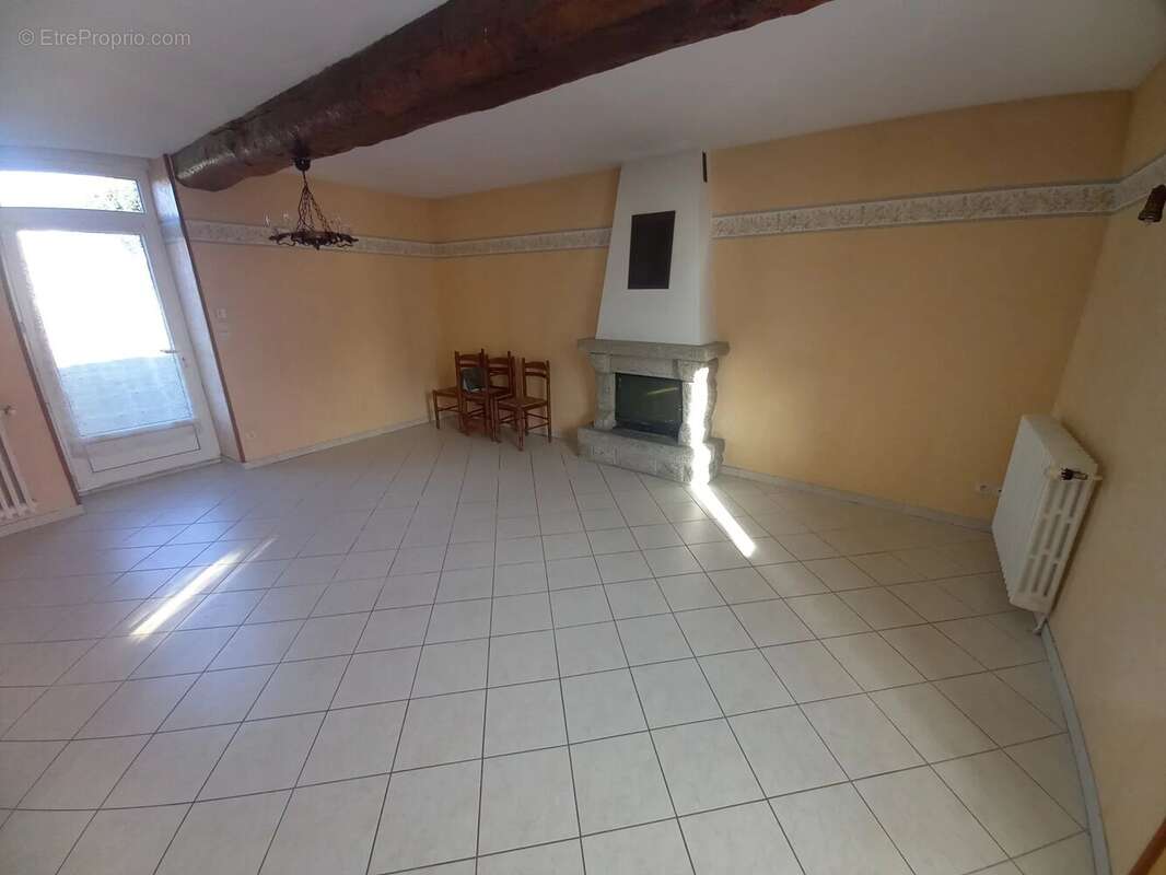 Maison à SAINT-PIERRE-DES-LANDES