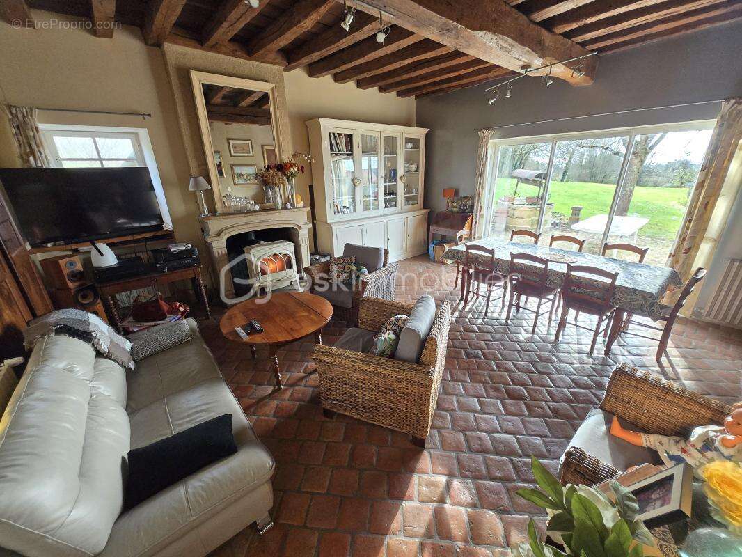Magnifique Corps de Ferme de 188 m² à Chaulgnes - photo 7