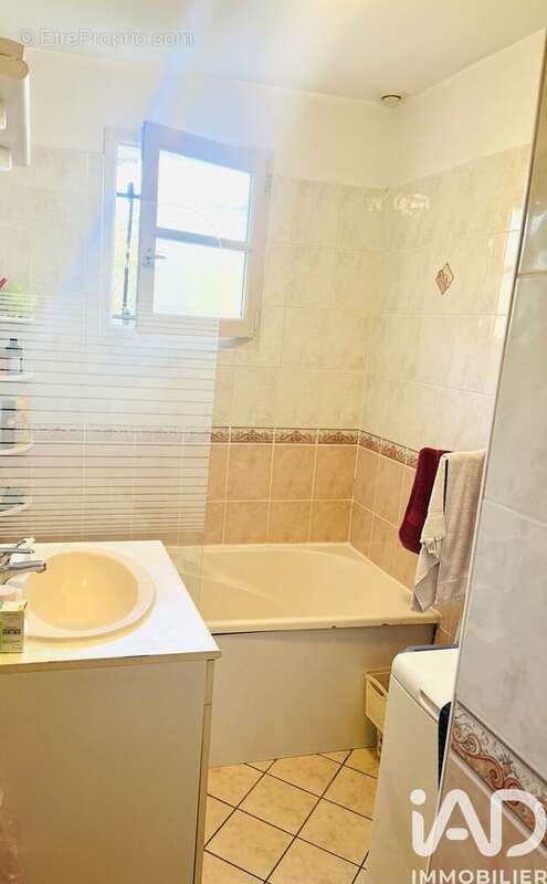 Maison 85 m² à Arcy-Sainte-Restitue  - photo 8