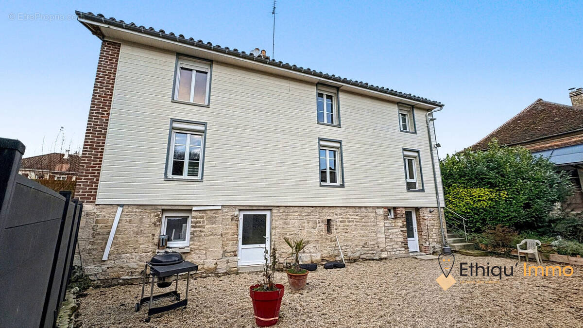 Maison à ROSNAY-L'HOPITAL