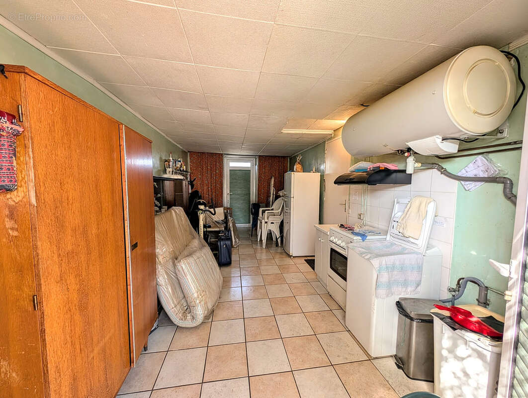 Maison à LEZIGNAN-CORBIERES