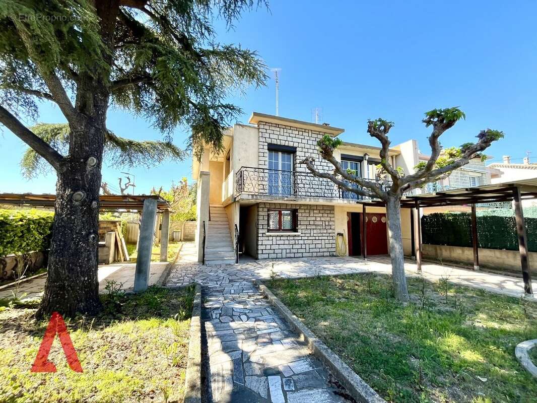 Maison à MEZE