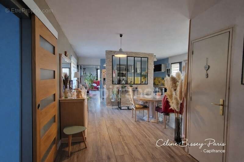 Maison 6 pièces, 4 chambres, 812M2 Terrain, 1 Garage, MESNIL SAINT LOUP (10) - photo 5