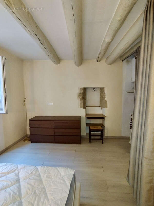 Appartement à ROGNES