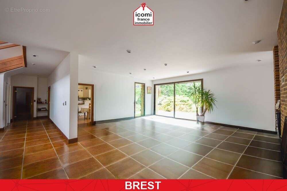 Photo Maison à Brest au prix de 696 800€