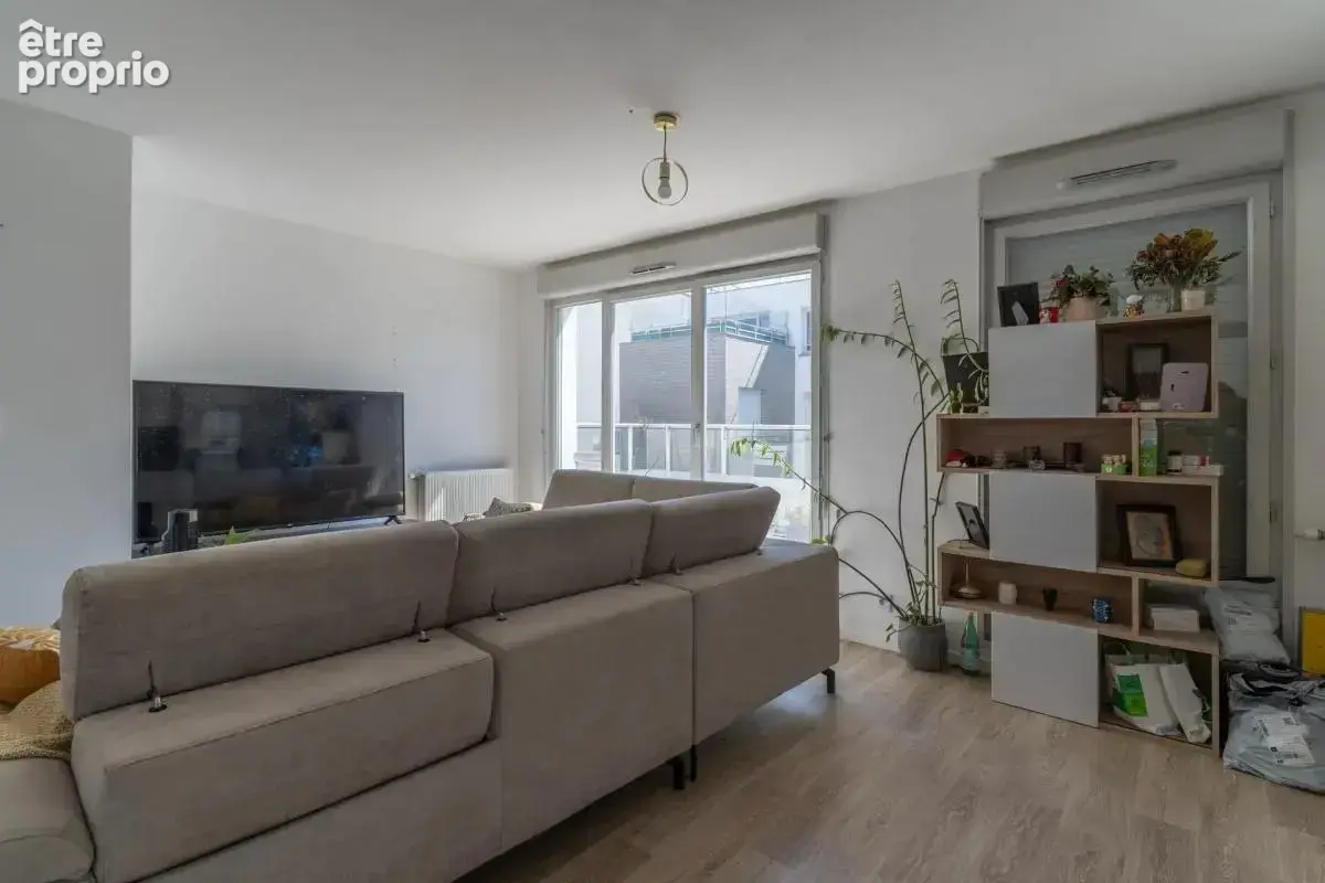 Appartement 4 pièces - 80 m2 - Éragny - photo 2