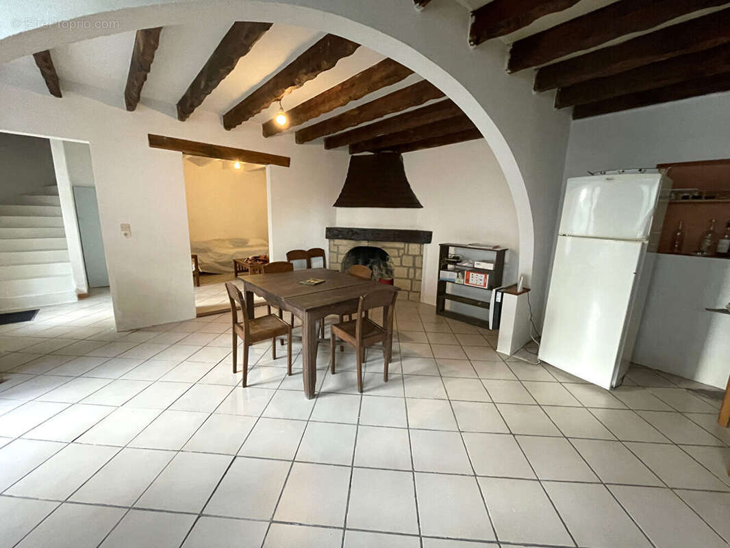 Maison à SAINT-SYLVESTRE-SUR-LOT